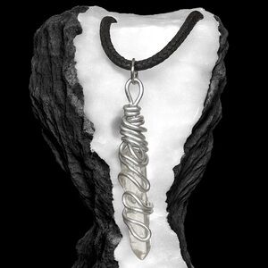 5 For $25💫Wrapped White Ice Quartz Pendant Necklace